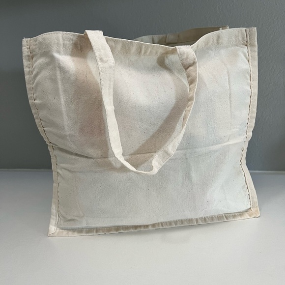 Handmade Tote 🌺 - Picture 5 of 5